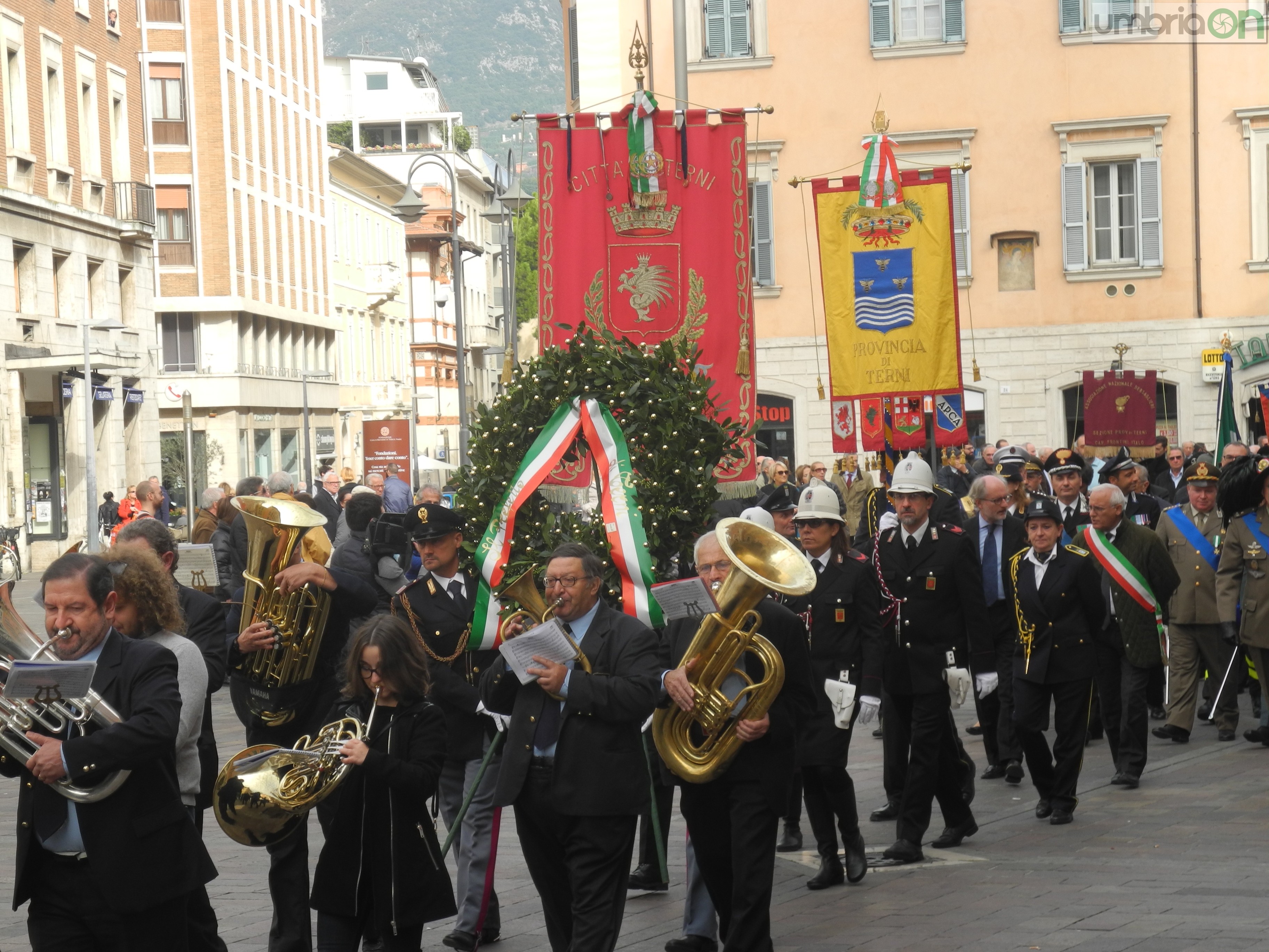 Terni 4 novembre 2015 forze armate (14)