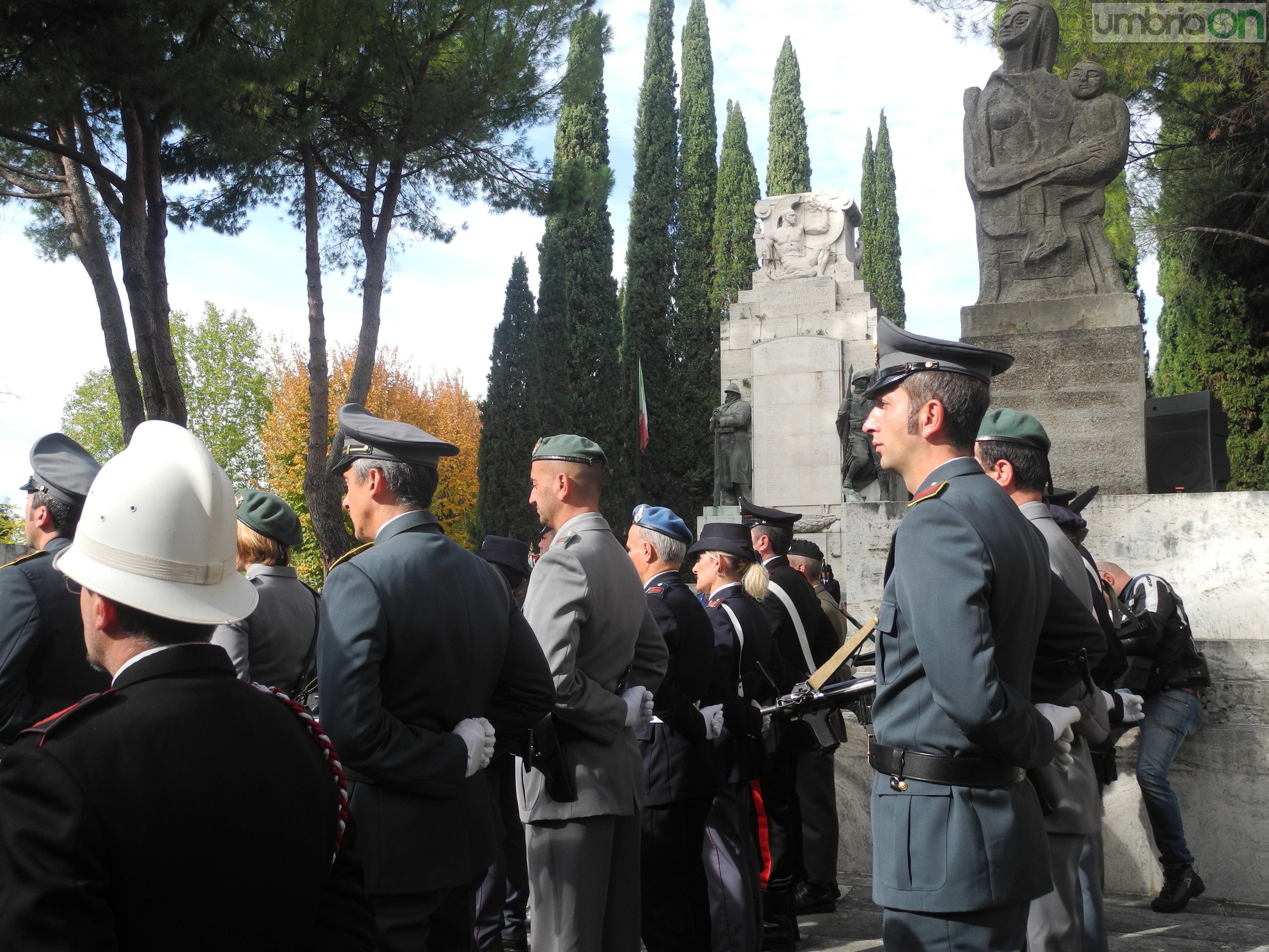 Terni 4 novembre 2015 forze armate (49)