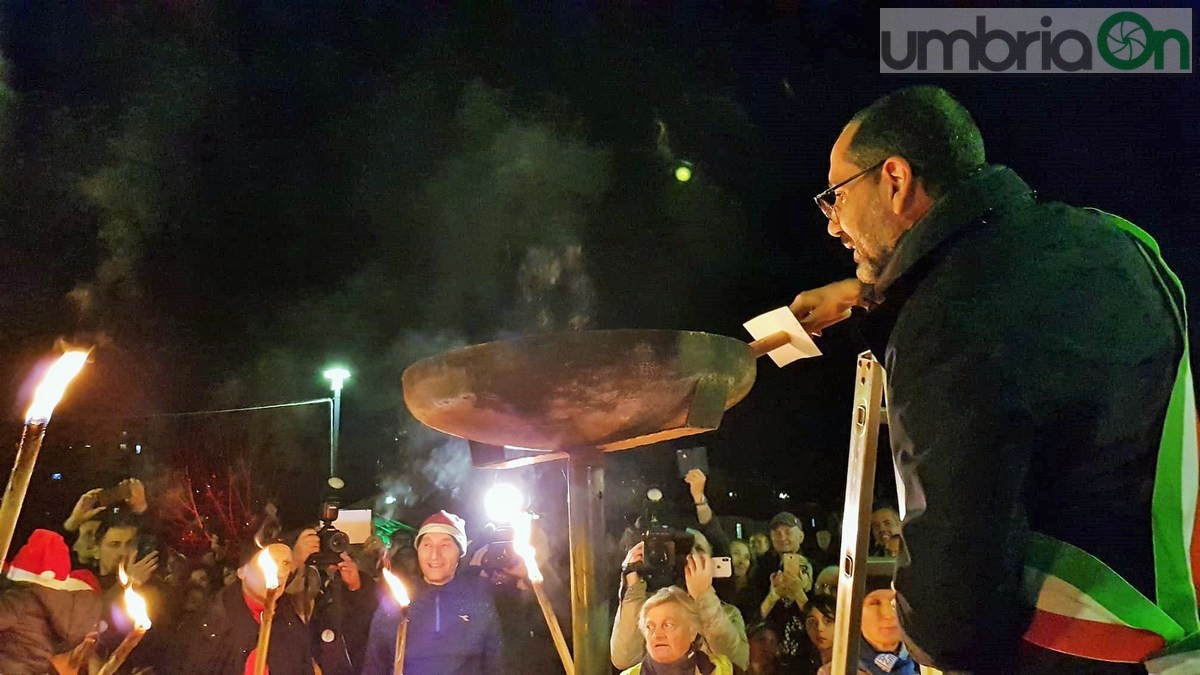 Accensione-stella-cometa-Miranda-Terni-8-dicembre-2019-4