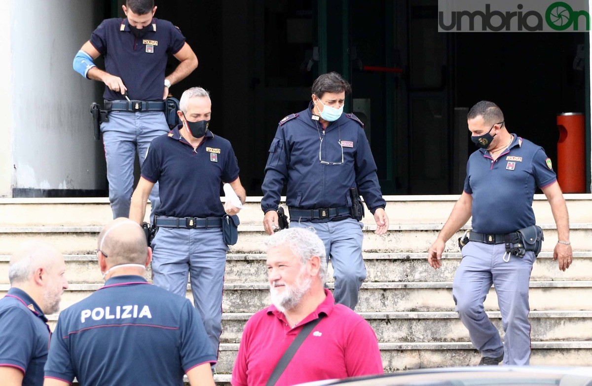 Operazione-antidroga-Alì-Park-arresti-polizia-Terni-25-settembre-2020-foto-Mirimao-2