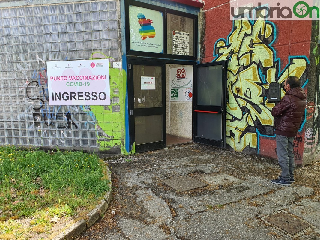 apertura-centro-vaccinale-ponte-san-giovanni-30-aprile-2021_8