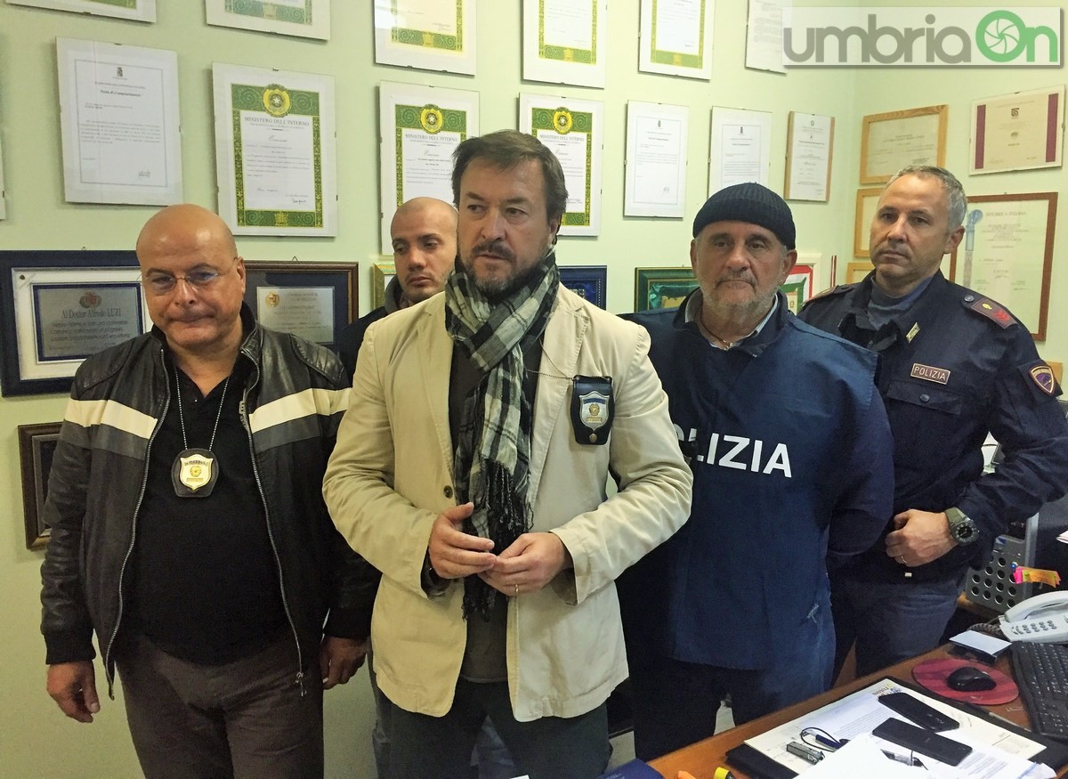 Arresto Pasquale Sibillo, squadra Mobile Terni, Alfredo Luzi - 4 novembre 2015 (4)