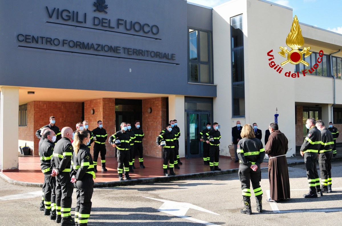 Benedizione-elmi-11-allievi-89°-corso-vigili-fuoco-Terni-7-ottobre-2020-5