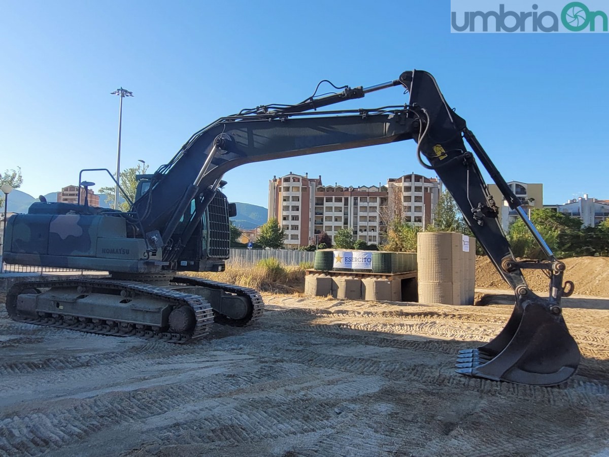 Bomba-ordigno-bellico-via-Piermatti-Esercito-29-agosto-2021-4