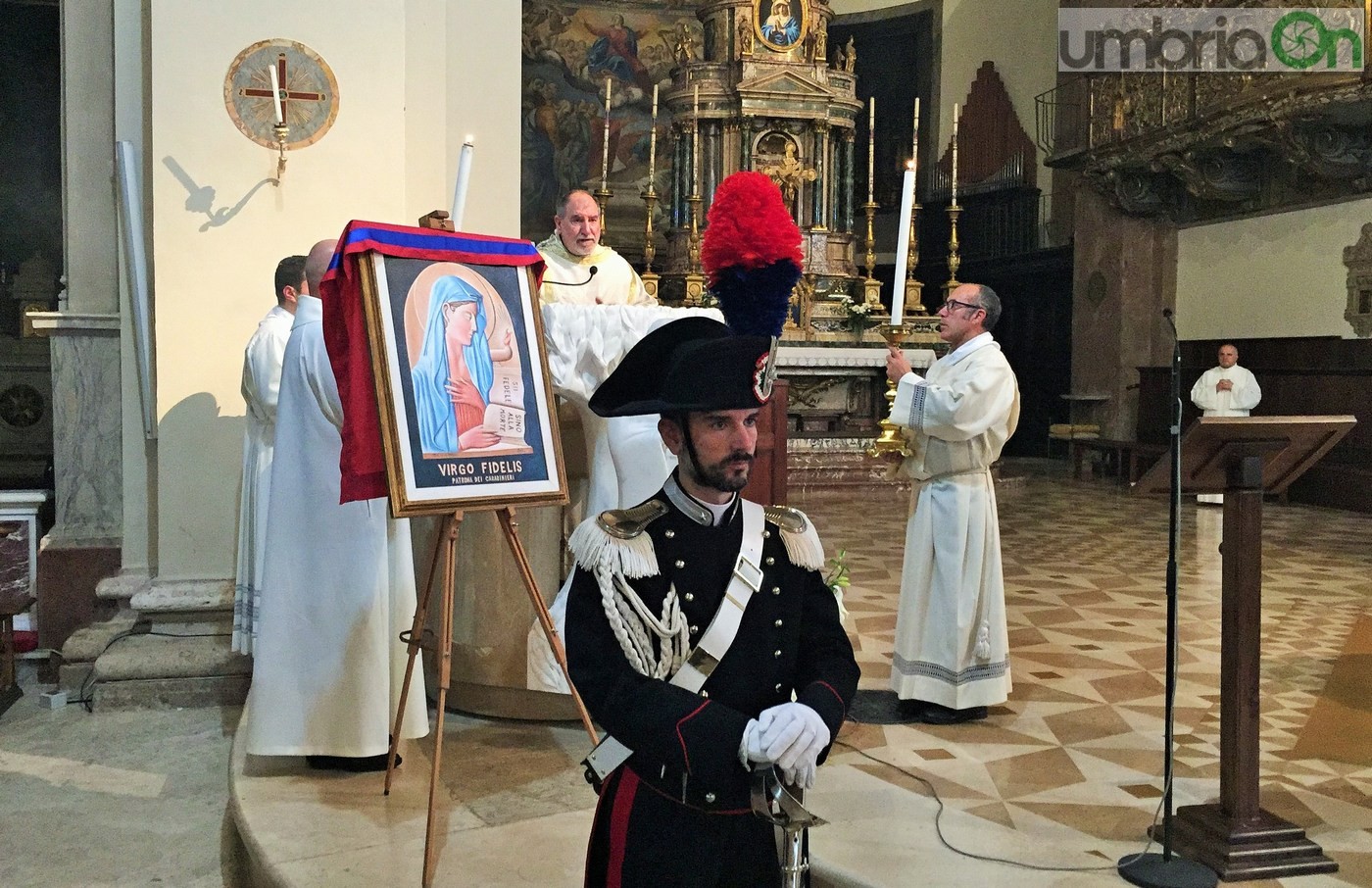 Virgo-Fidelis-carabinieri-Terni-in-cattedrale-21-novembre-2016-10