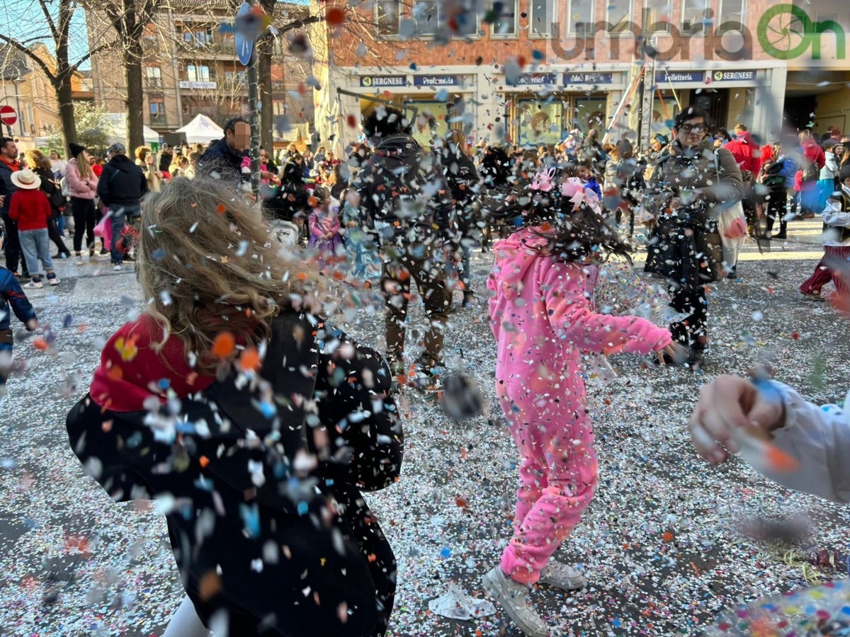 Carnevale Terni piazza Solferino - 13 febbraio 2024 (1)