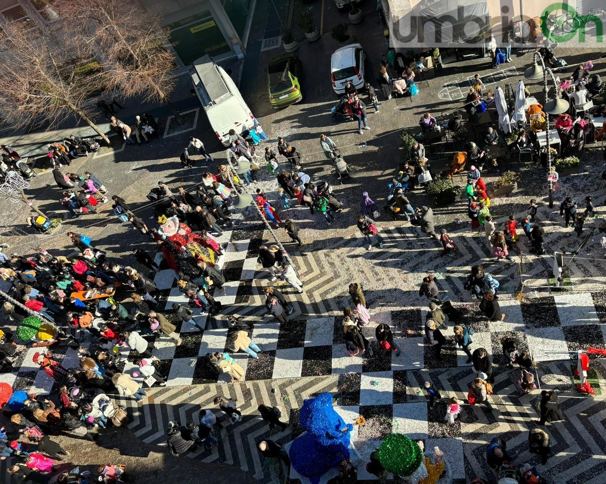 Carnevale piazza Solferino Terni - 13 febbraio 2024 (19)