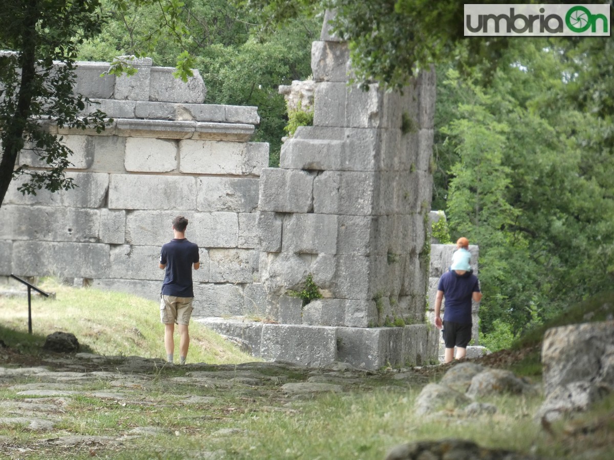 carsulae-turisti-visita45454