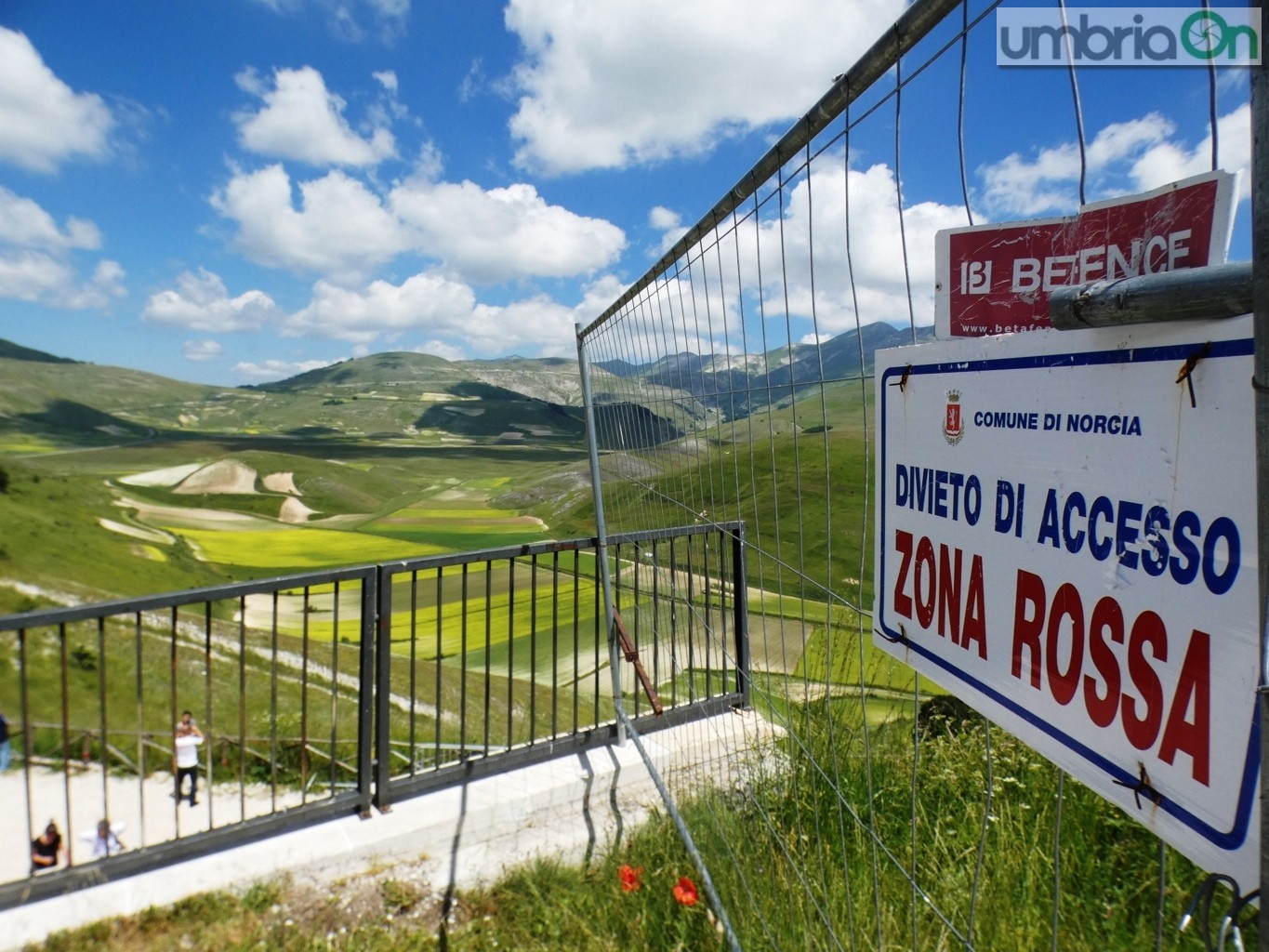 Zona-rossa-castelluccio-sisma-terremoto-FILEminimizer