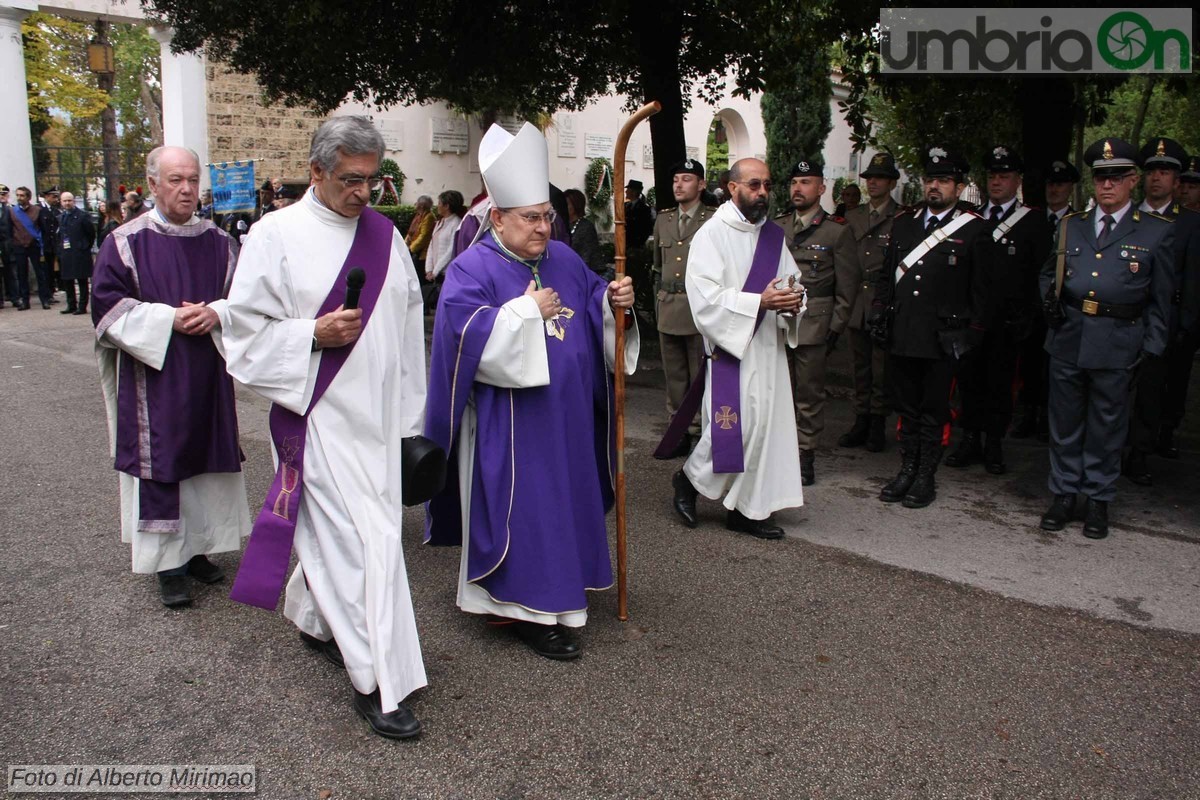 Commemorazione-defunti-cimitero-Terni-messa-foto-Mirimao-2-novembre-2019-15