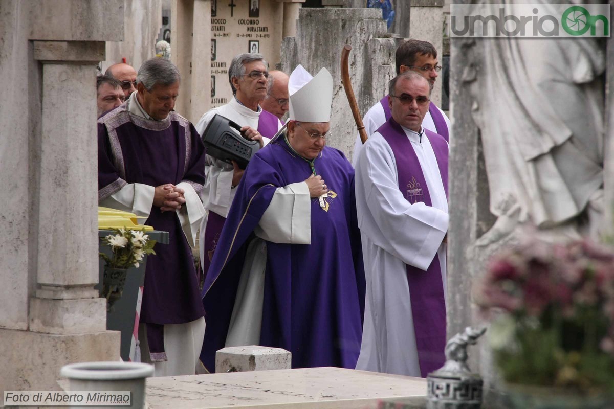 Commemorazione-defunti-cimitero-Terni-messa-foto-Mirimao-2-novembre-2019-17