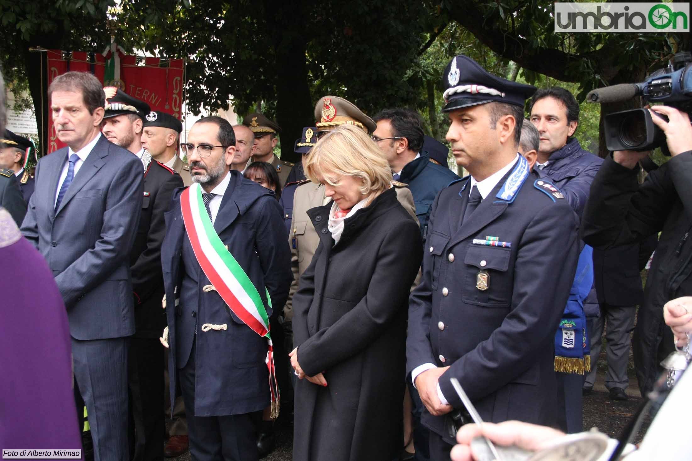 cimitero 2 novembre _7880- A. Mirimao