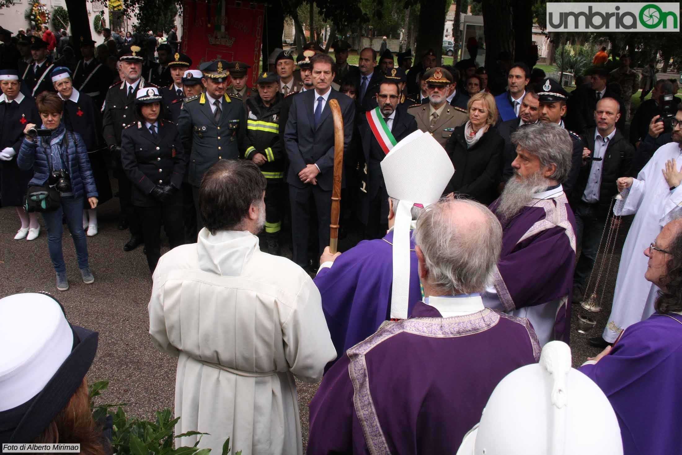 cimitero 2 novembre _7882- A. Mirimao