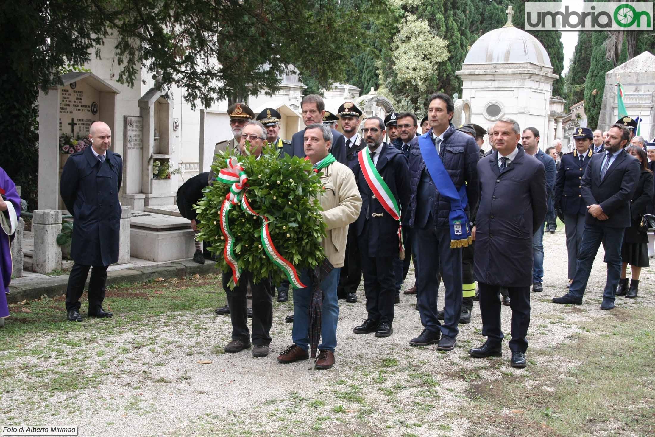 cimitero 2 novembre _7906- A. Mirimao