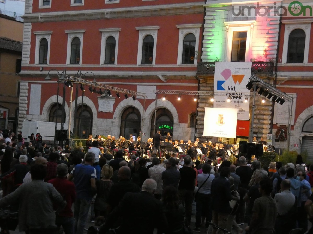 Concerto-Fanfara-polizia-di-Stato-Terni-piazza-Repubblica-3-ottobre-2021-10