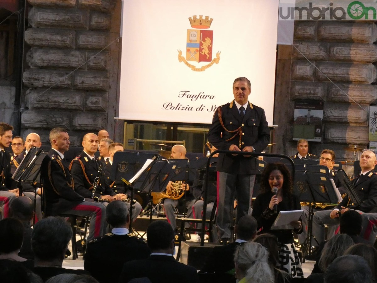 Concerto-Fanfara-polizia-di-Stato-Terni-piazza-Repubblica-3-ottobre-2021-11