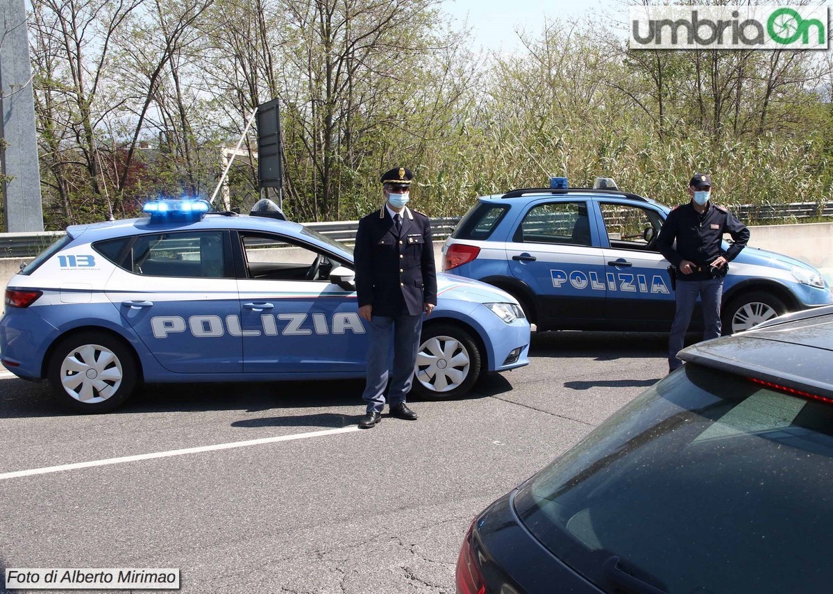 Pasquacontrolli-Covid-coronavirus-Terni_1401-Mirimao-polizia-Stato