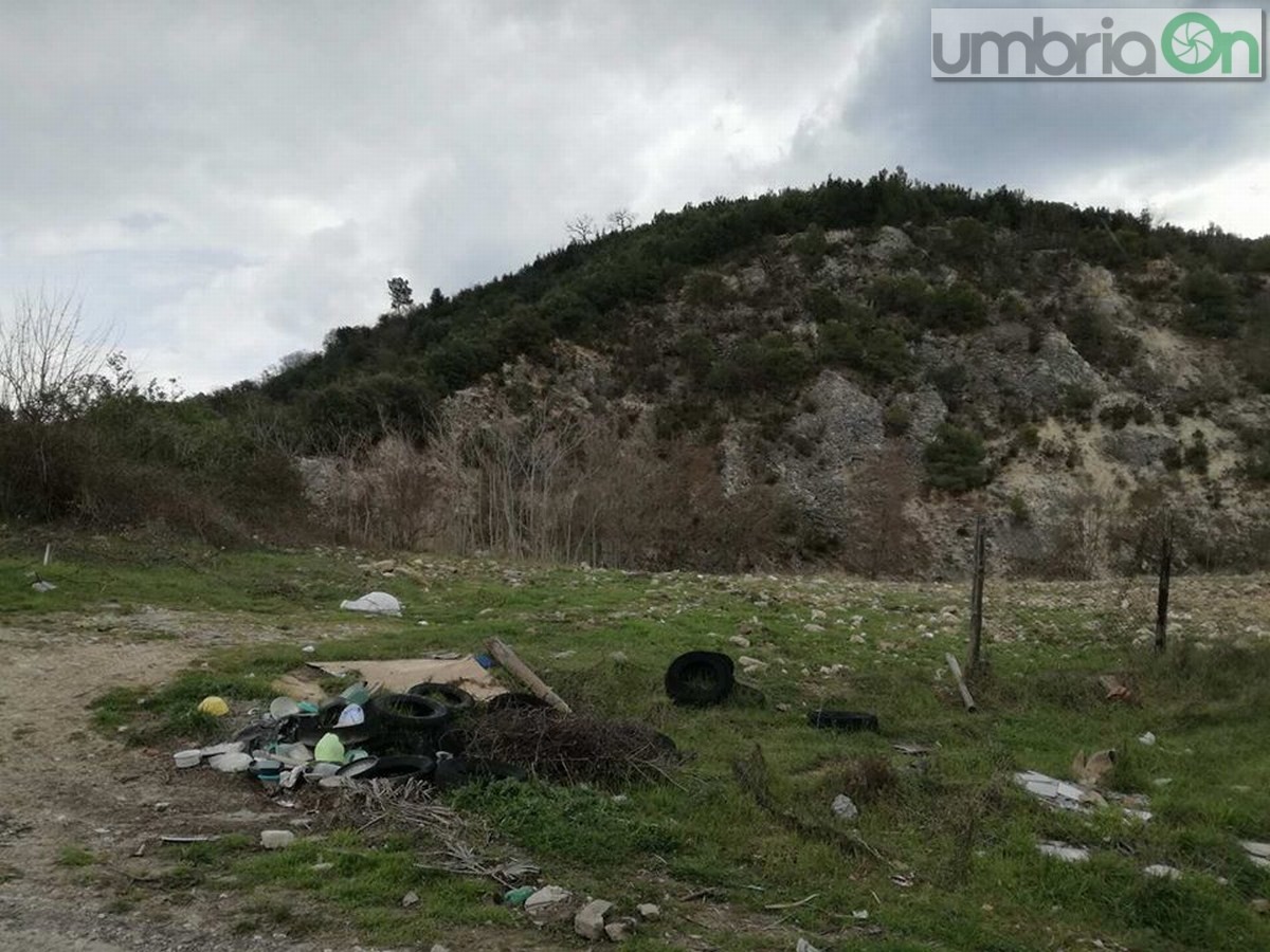 Discarica via Mola di Bernardo, Terni - 26 marzo 2018 (12)