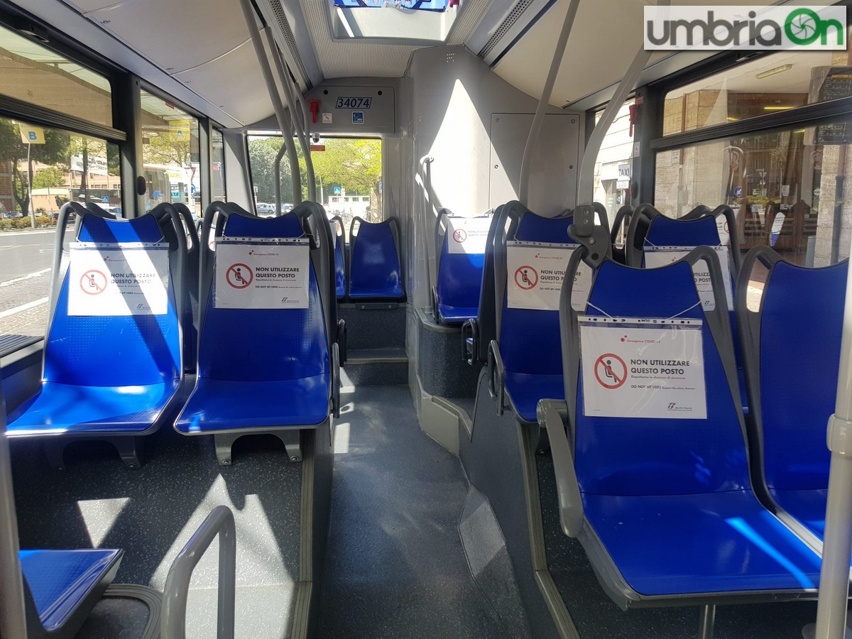 autobus-fase-2-due-Terni-covid-coronavirus-trasporti