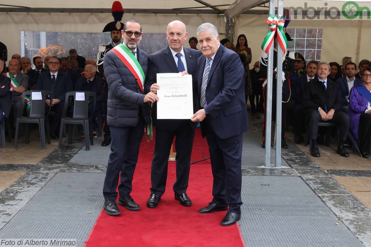 Festa forze armate e unità nazionale Terni, insigniti - 4 novembre 2022 (Foto Mirimao) (11)