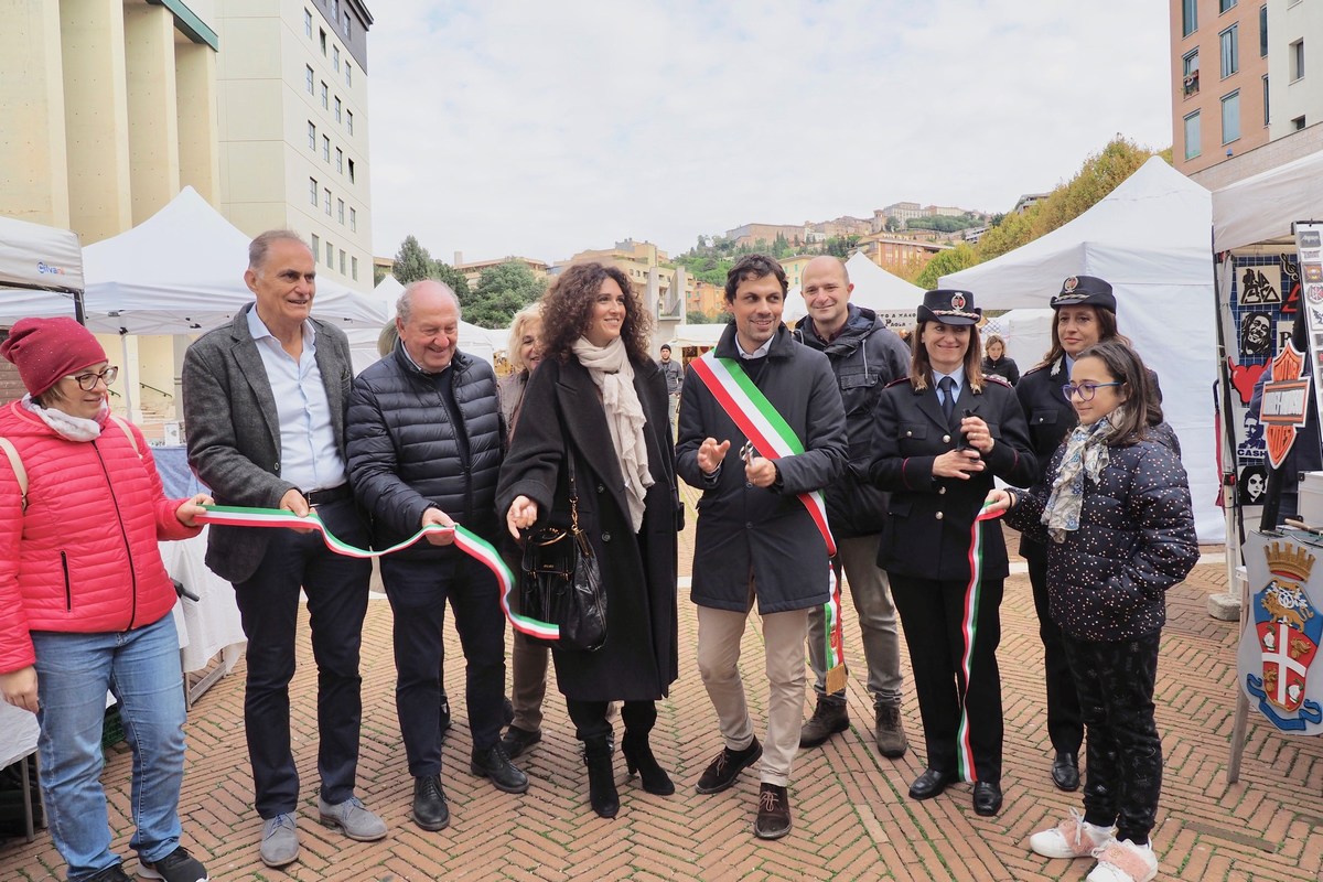 Fiera-Morti-Perugia-inaugurazione-1°-novembre-2019-foto-Belfiore-20