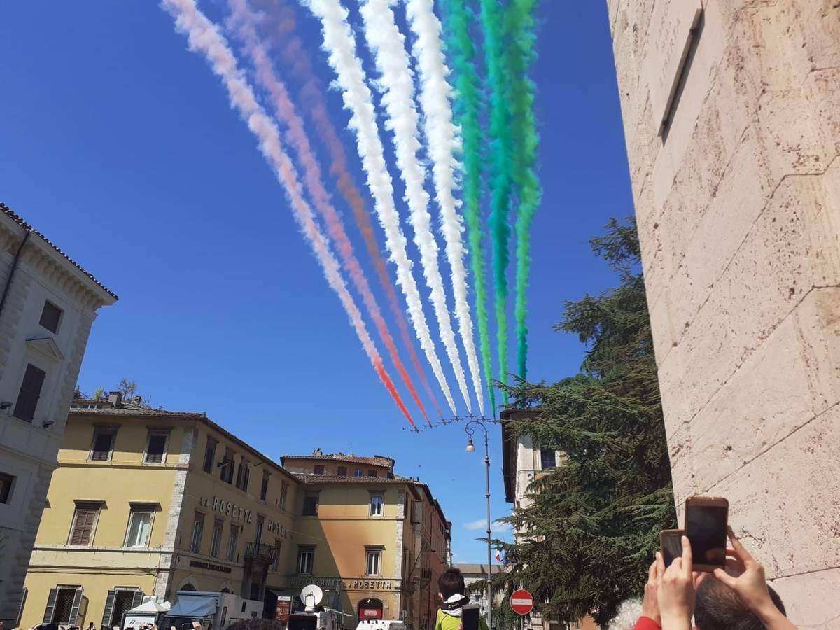 Frecce-tricolori-perugia-26-maggio-2020-2