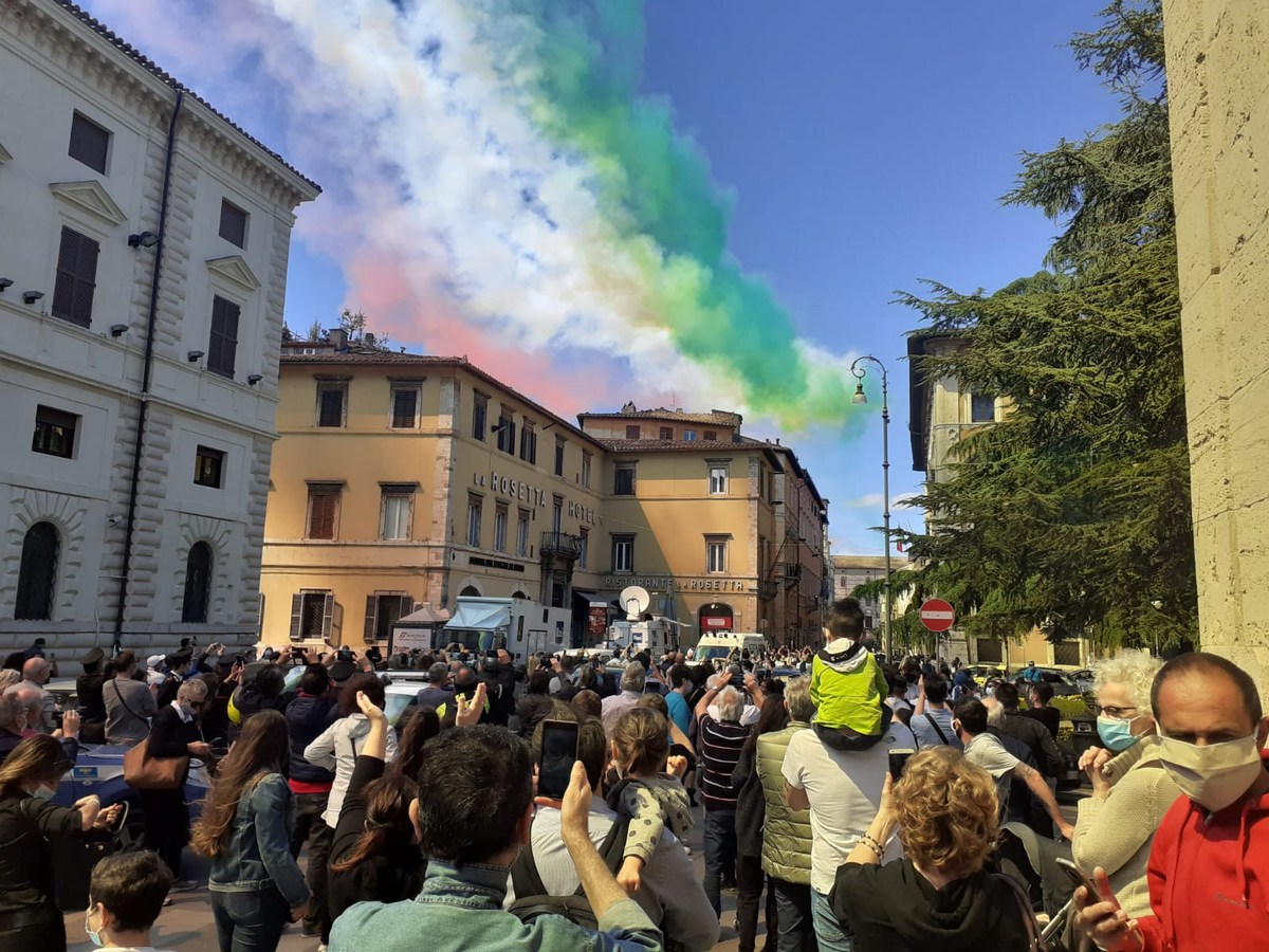 Frecce-tricolori-perugia-26-maggio-2020-4