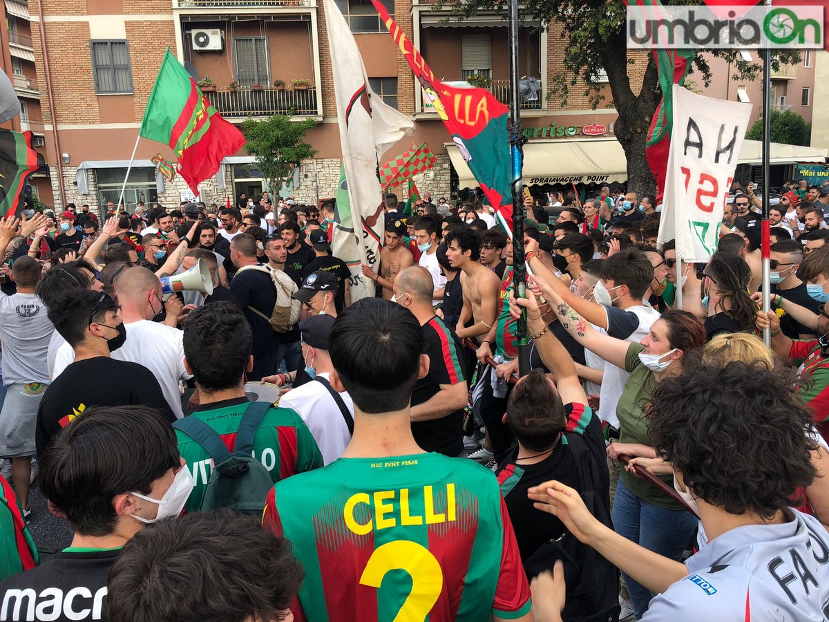 Festa-Ternana-festeggiamenti-supercoppa-derby-tifosi-supportersdsdd