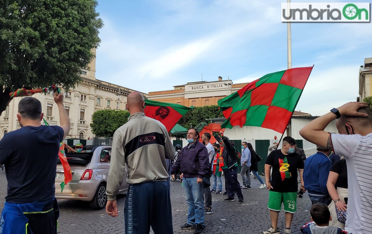 fESTA-tERNANA-SUPERCOPPA-PIAZZA-TIFOSI