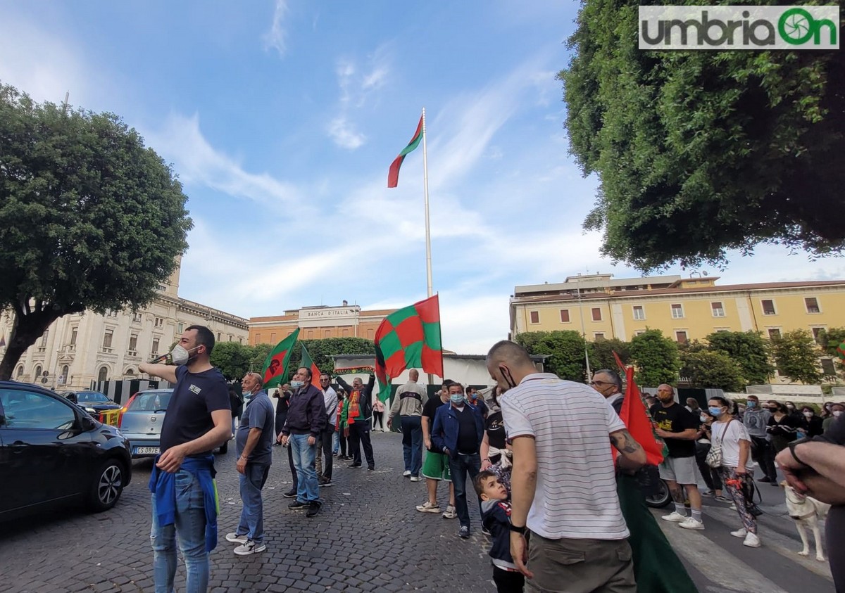 fESTA-tERNANA-SUPERCOPPA-PIAZZA-TIFOSIDFDFD