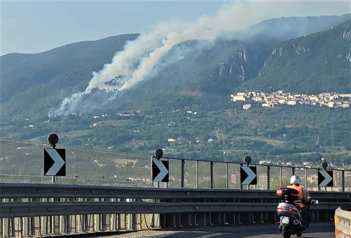 Incendio-Cesi-Terni-30-luglio-2021-1