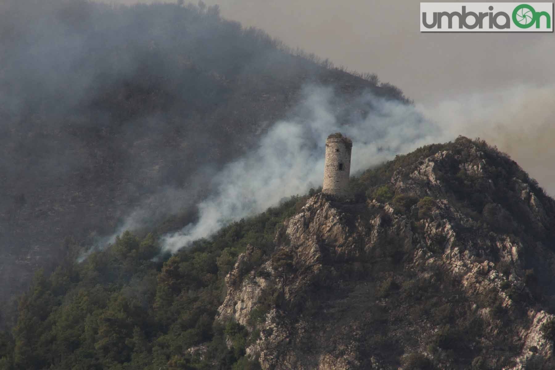 incendio rocca san zenone terni_6483-A.Mirimao