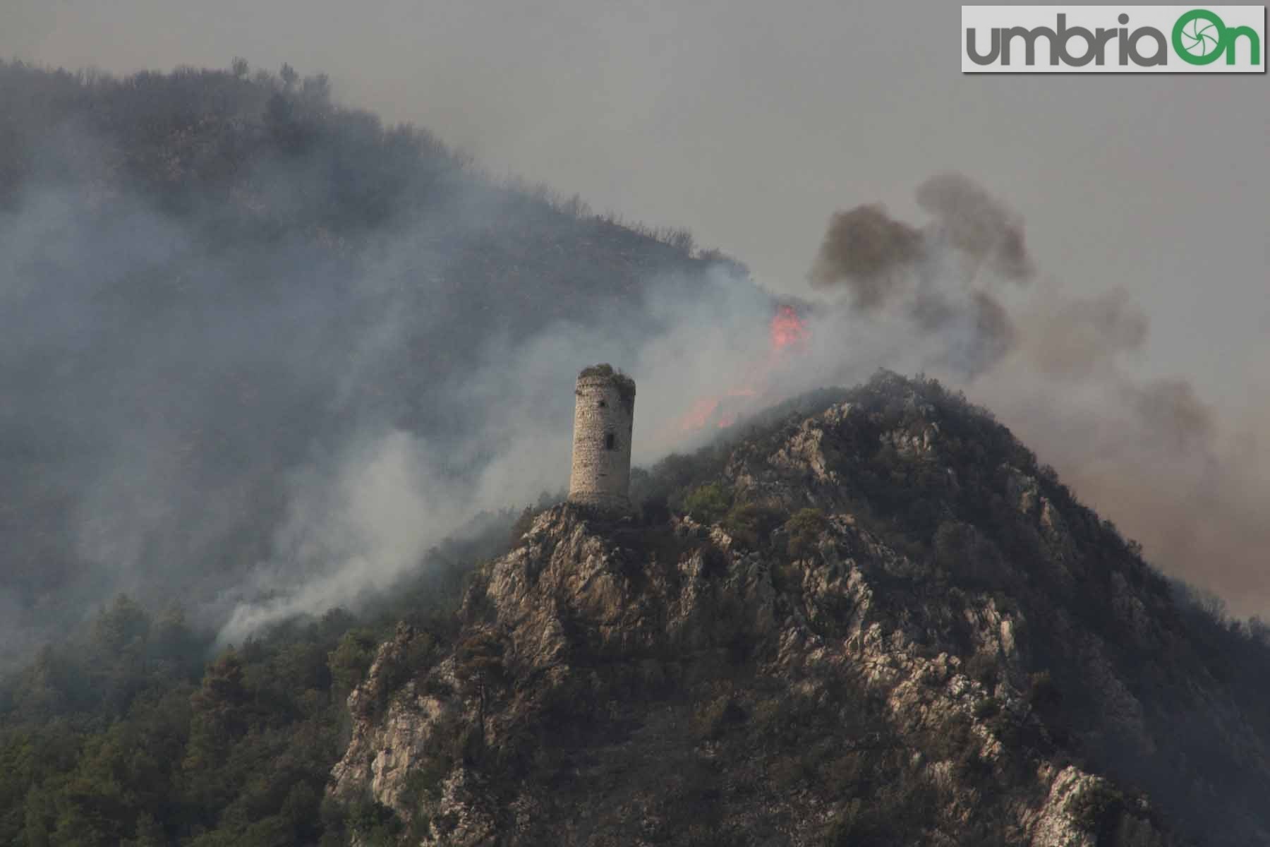 incendio rocca san zenone terni_6493-A.Mirimao