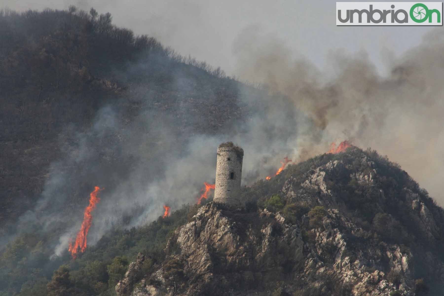 incendio rocca san zenone terni_6546-A.Mirimao