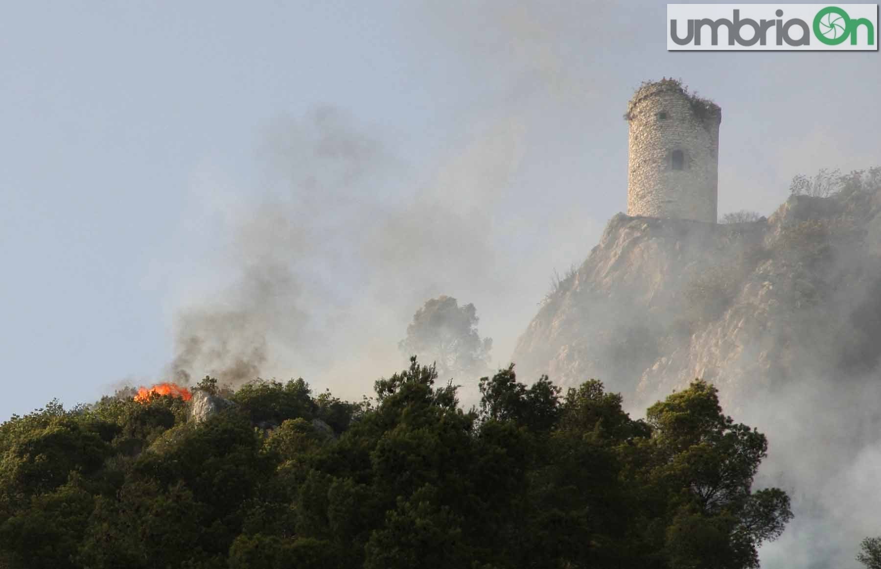 incendio rocca san zenone terni_6595-A.Mirimao