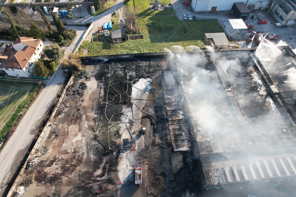 terni-incendio-medei-sabbione-drone-2