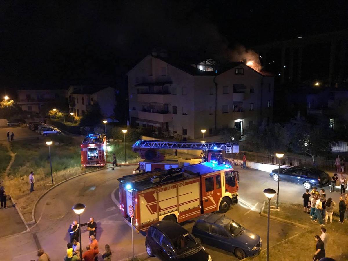 Terni-incendio3