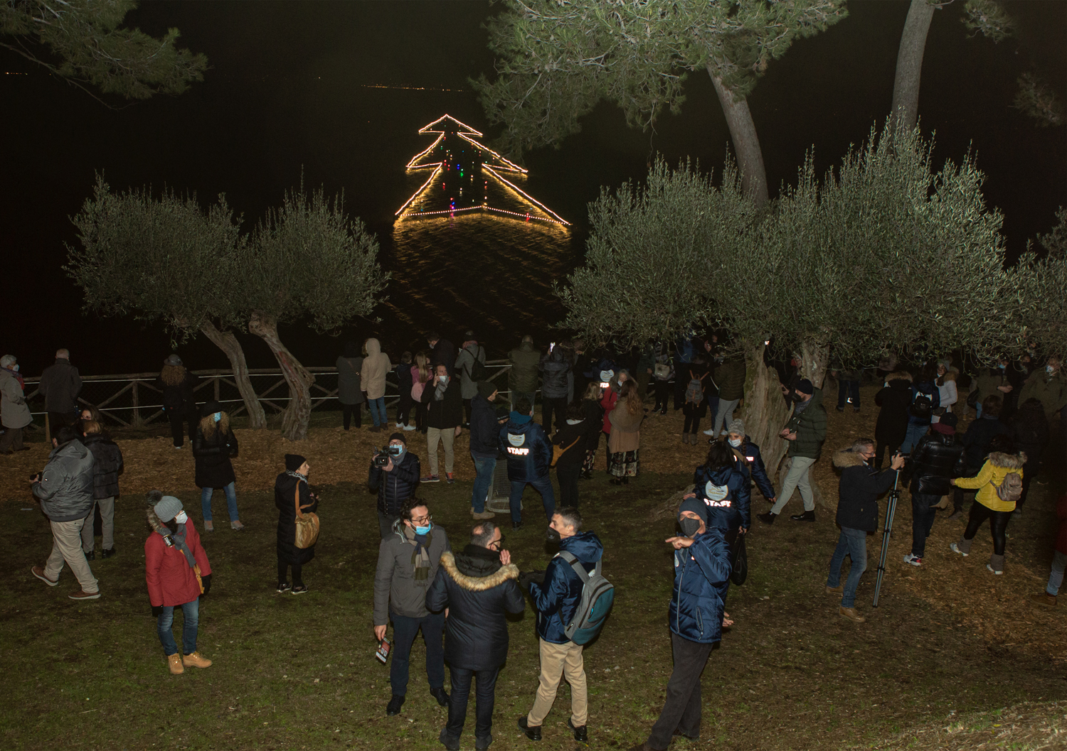 Luci-sul-Trasimeno-2021-2-foto-Gianfranco-Buono