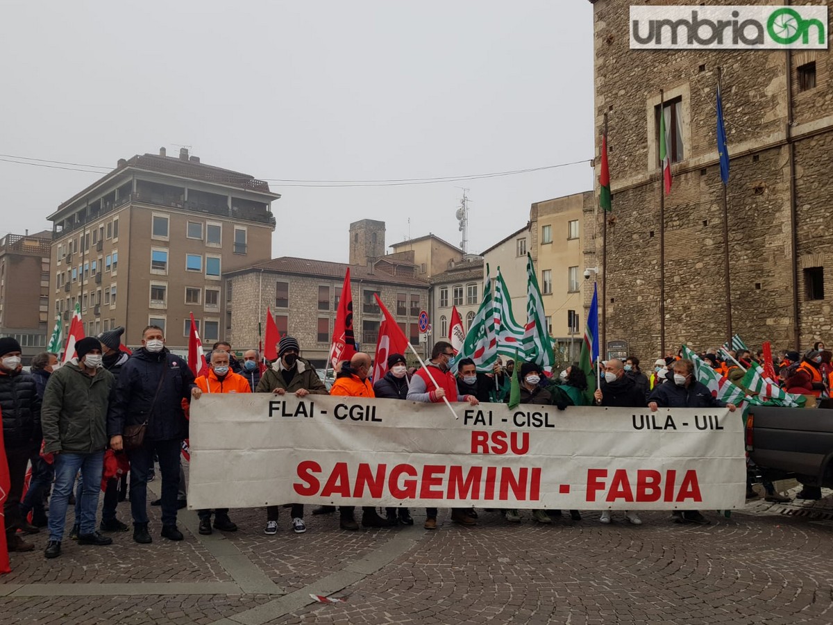 Treofan-Sangemini-manifestazione-palazzo-Spada3434