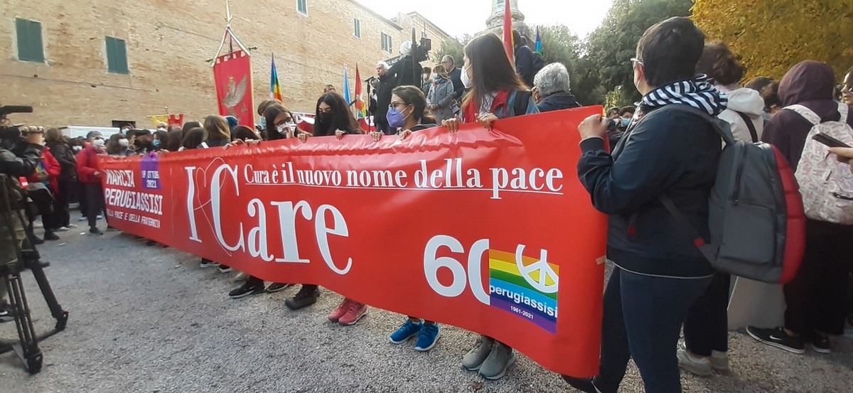 60°-marcia-della-pace-perugia-assisi-10-ottobre-2021-1