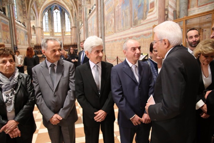 mattarella, assisi, basilica, san francesco, terremoto, sisma, 1997, protezione civile, presidente della repubblica