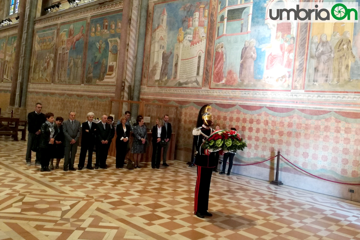 mattarella, assisi, basilica, san francesco, terremoto, sisma, 1997, protezione civile, presidente della repubblica