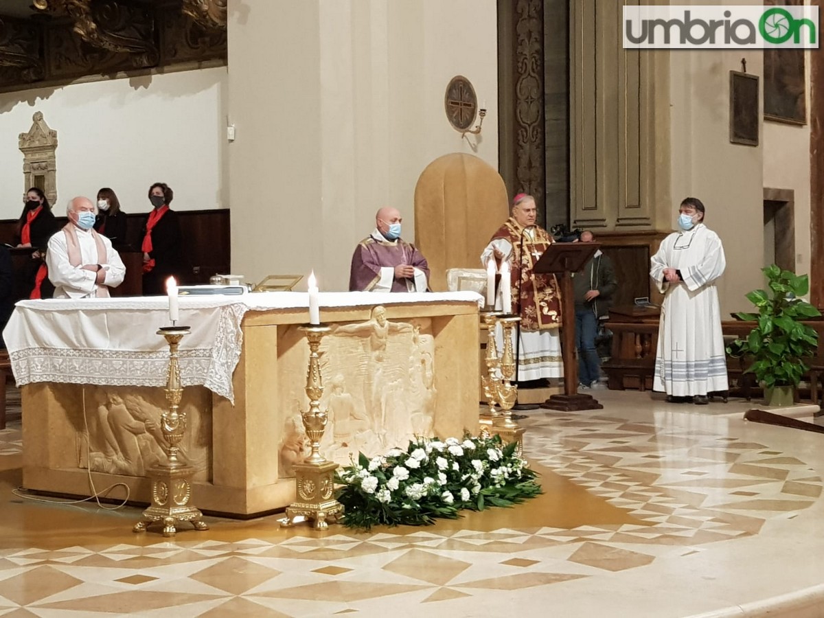 Messa-Ast-duomo-cattedrale-Piemontese-vescovo4545