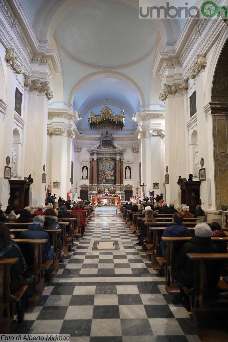 Messa San Valentino basilica Terni, donazione vetrata Lions liceo Metelli - 14 febbraio 2022 (24)