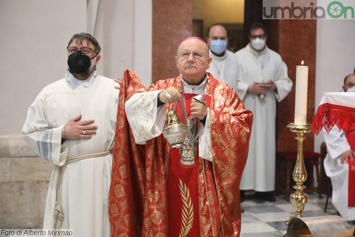 Messa San Valentino basilica Terni, donazione vetrata Lions liceo Metelli - 14 febbraio 2022 (27)