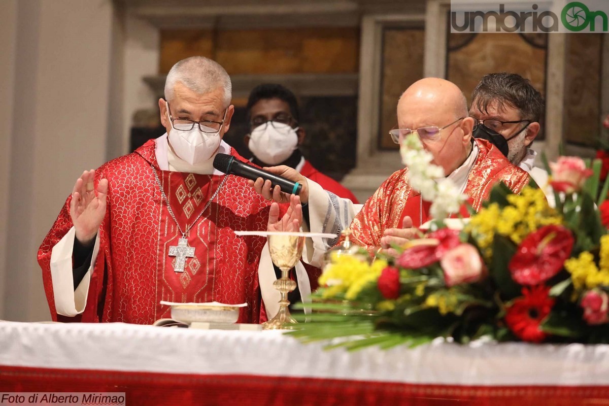 Messa San Valentino basilica Terni, donazione vetrata Lions liceo Metelli - 14 febbraio 2022 (32)