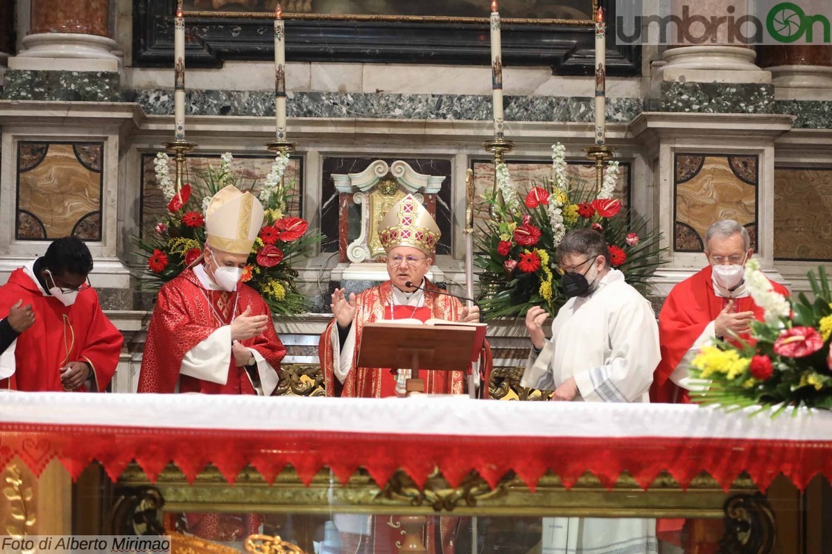 Messa San Valentino basilica Terni, donazione vetrata Lions liceo Metelli - 14 febbraio 2022 (39)