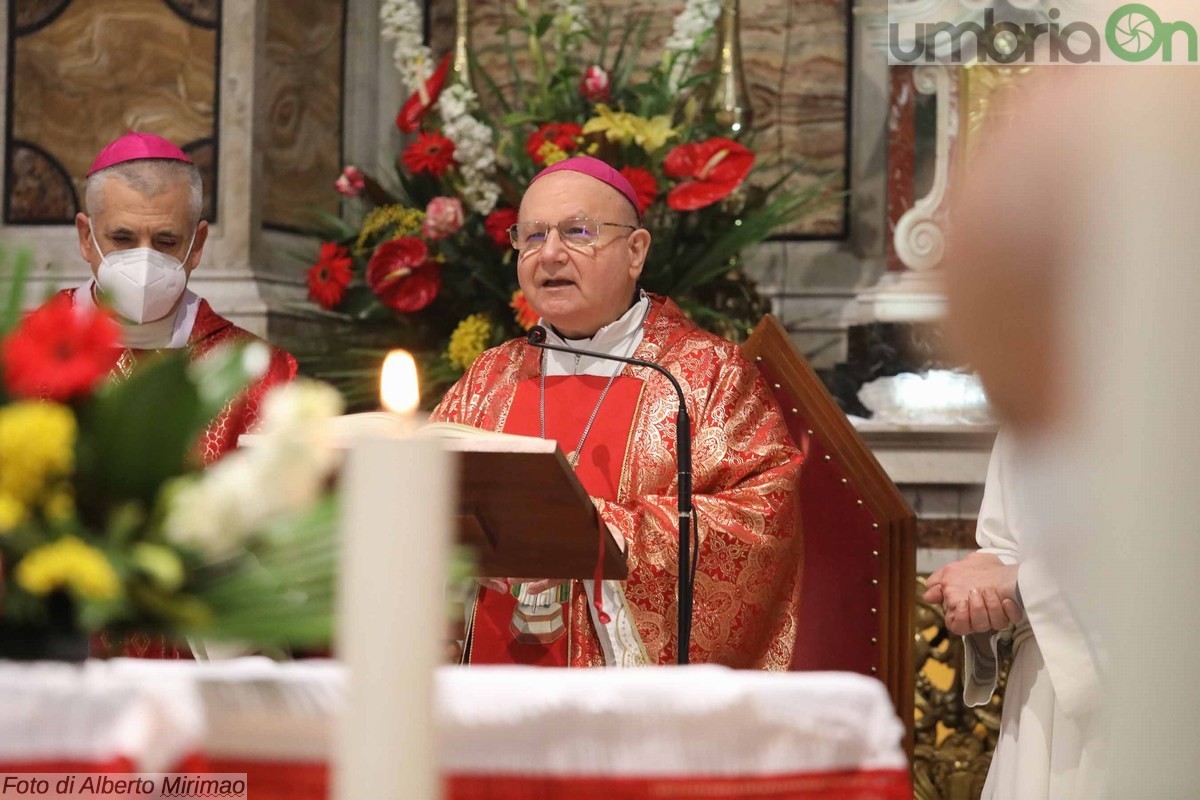 Messa San Valentino basilica Terni, donazione vetrata Lions liceo Metelli - 14 febbraio 2022 (9)