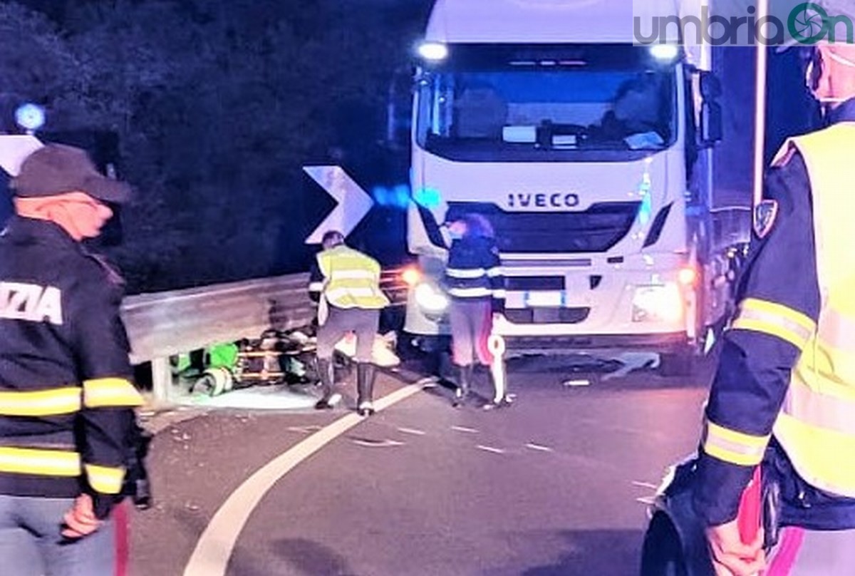 Terni-incidente-Flaminia-muore-centauro-24enne-13-ottobre-2021-1