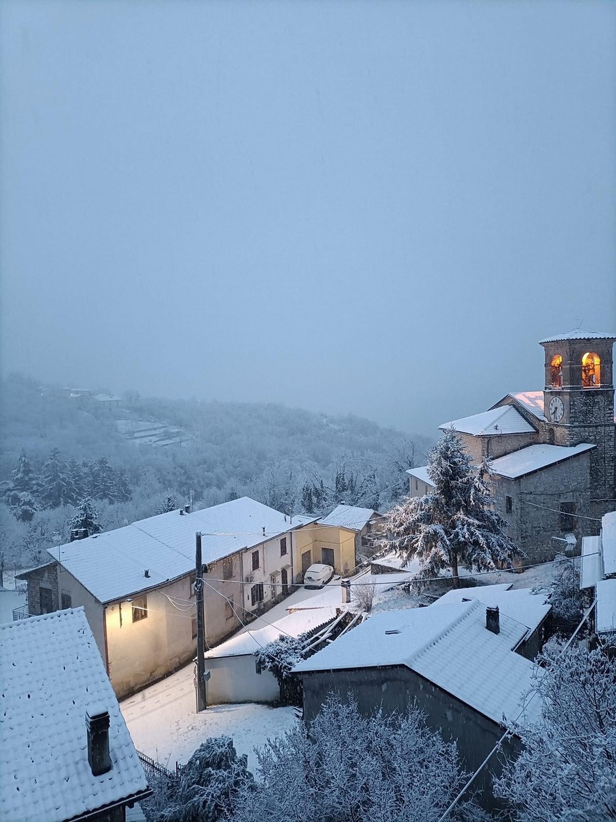 Neve-Colli-sul-Velino-Rieti-23-gennaio-2023